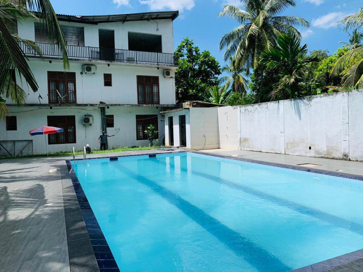 Yala Safari Village Maha Akurugoda Exterior photo