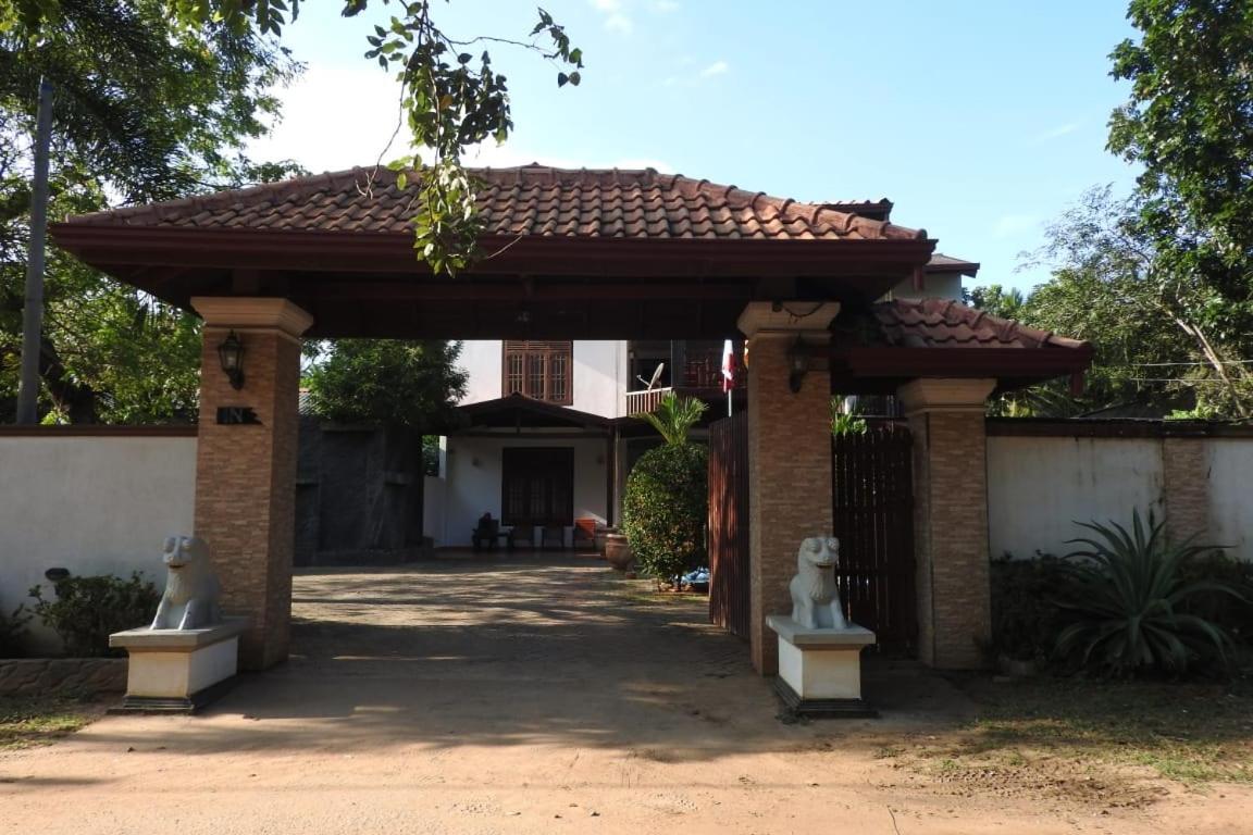 Yala Safari Village Maha Akurugoda Exterior photo